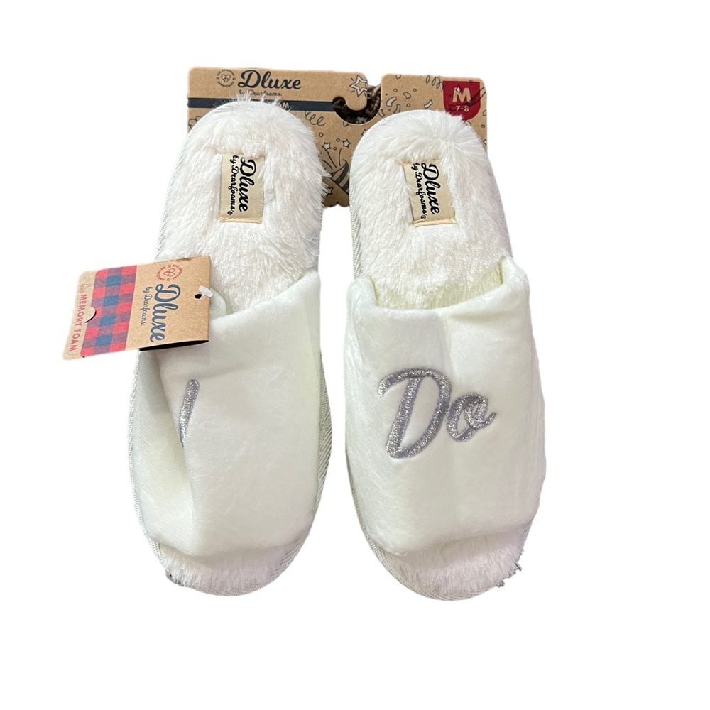 Women’s Dluxe By Dearfoam I Do Bridal Slide Slippers - Medium 7/8 White